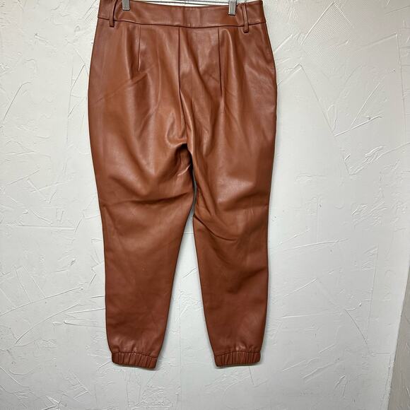 Bar III Camel Brown Colored Faux Leather Jogger Pants Size 12 Preppy Neutral - Picture 7 of 9